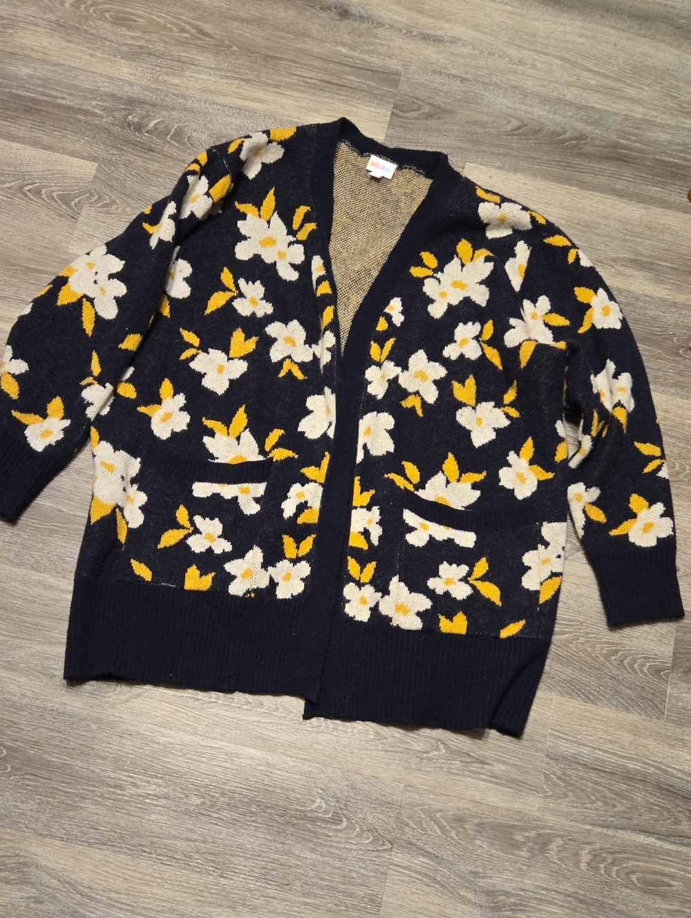 Lularoe Peyton Navy Daisy Print Cardigan Sz 2XL